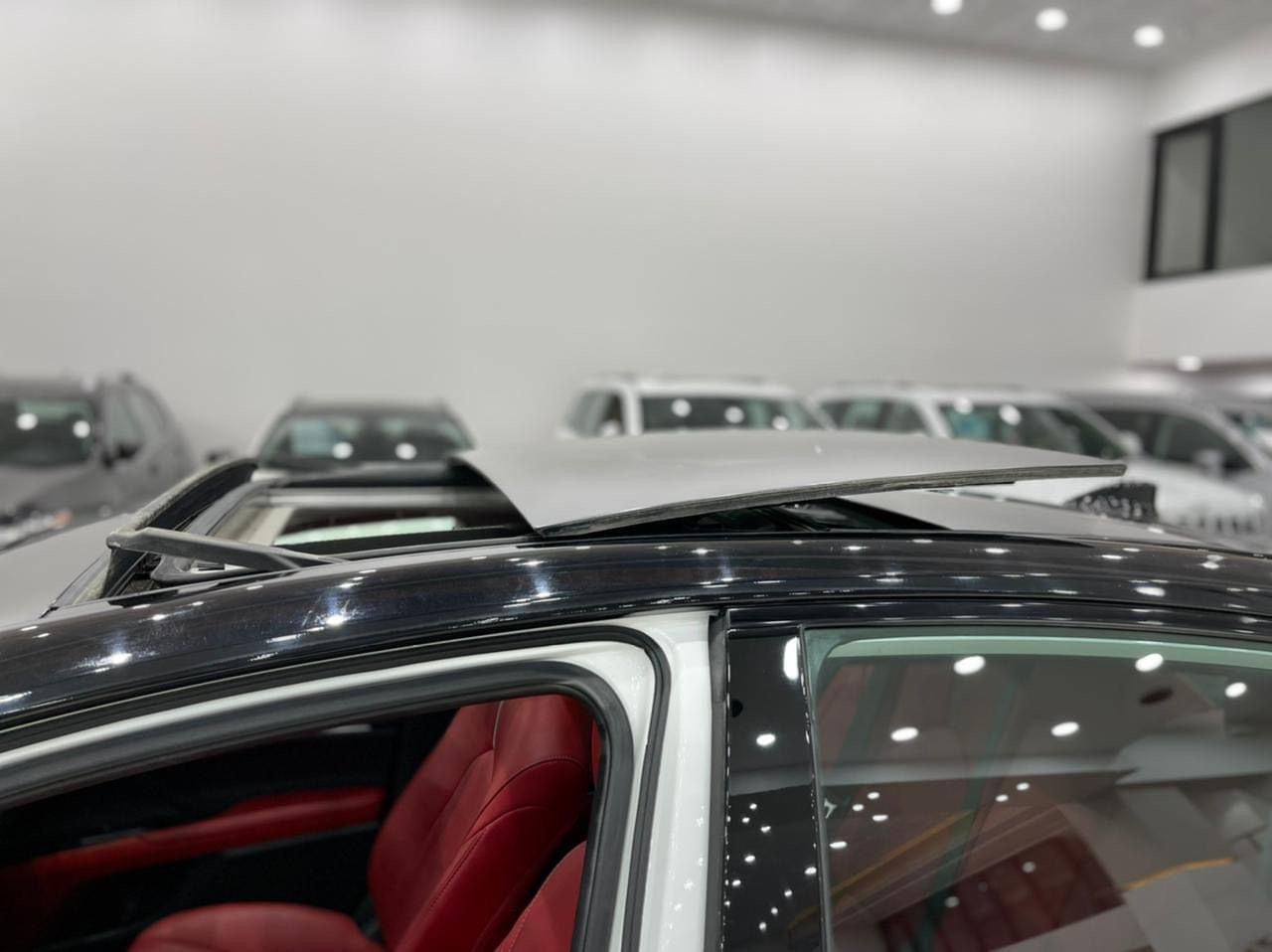 كامري للبيع 2020xse اعله فأه حادث امريكا جاملغ خلفي او بل عراق امامي بيه ناقط حالوب بل جنطه او البنيد مكان البلديات السعر 185شده وخمسه وثمانين الاتصال *********** رقم دولي
