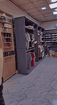 ديكور ملابس رجالي كامل للبيع خشب BDF ثقيل وجديد بي لدات انارة لكل القطع يرهم كلشي وتكدر تتحكم بالشكل مالتة شلون متريد وعالشي الي يعجبك
العنوان تكريت القادسية 
 للاستفسار ***********
