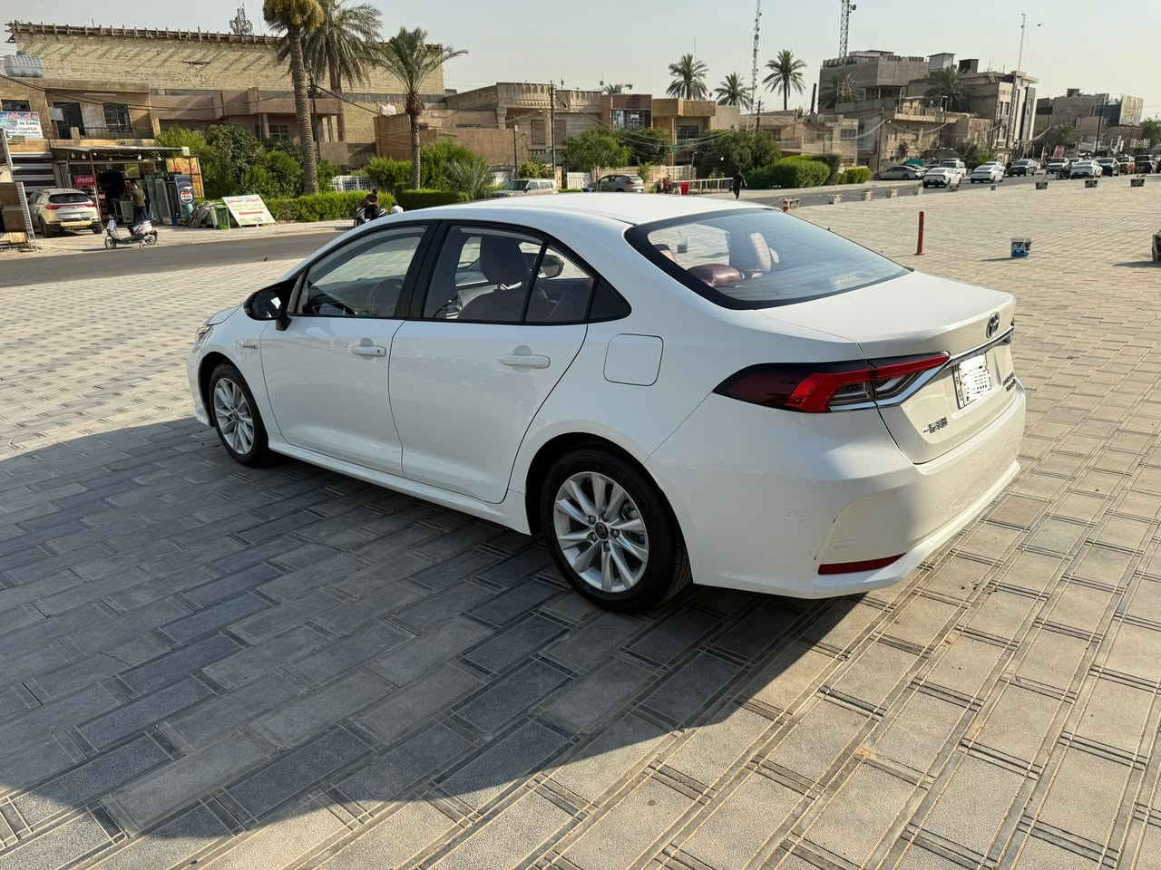 السلام عليكم
كورلا 2023 هايبرد  رقم بغداد بأسمي

وارد صيني شكل الخليجي 

فول مواصفات s داخل احمر

السيارة جاهزة من كلشي 

ماشية 41 الف 

بيهة طخة بسيطة بلباب الخلفي فقط 

مكان السيارة: بغداد حي الجامعة 

السعر: 135 وبيهة مجال

‭0780 184 9093‬

+964 780 184 9093
