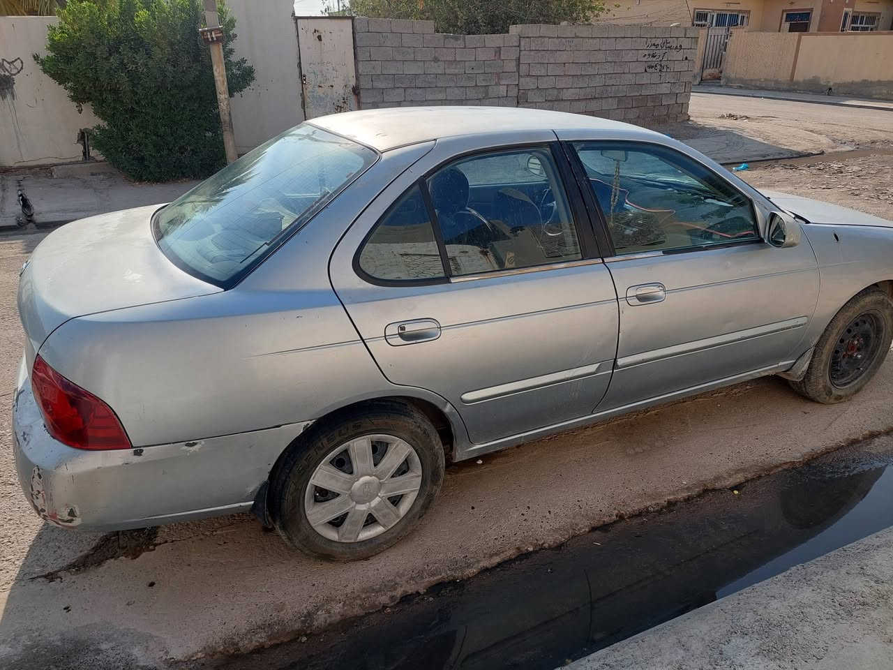 سياره نيسان سنترا موديل 2004-
شرط الوكاله والتحويل محرك وكير مال كرولا لاصرف ولانفخ السعر 35-... بيها تغحيل فقط صبغ مابيها 

فول اوتو... ***********- سياره حلوه تبريد..
