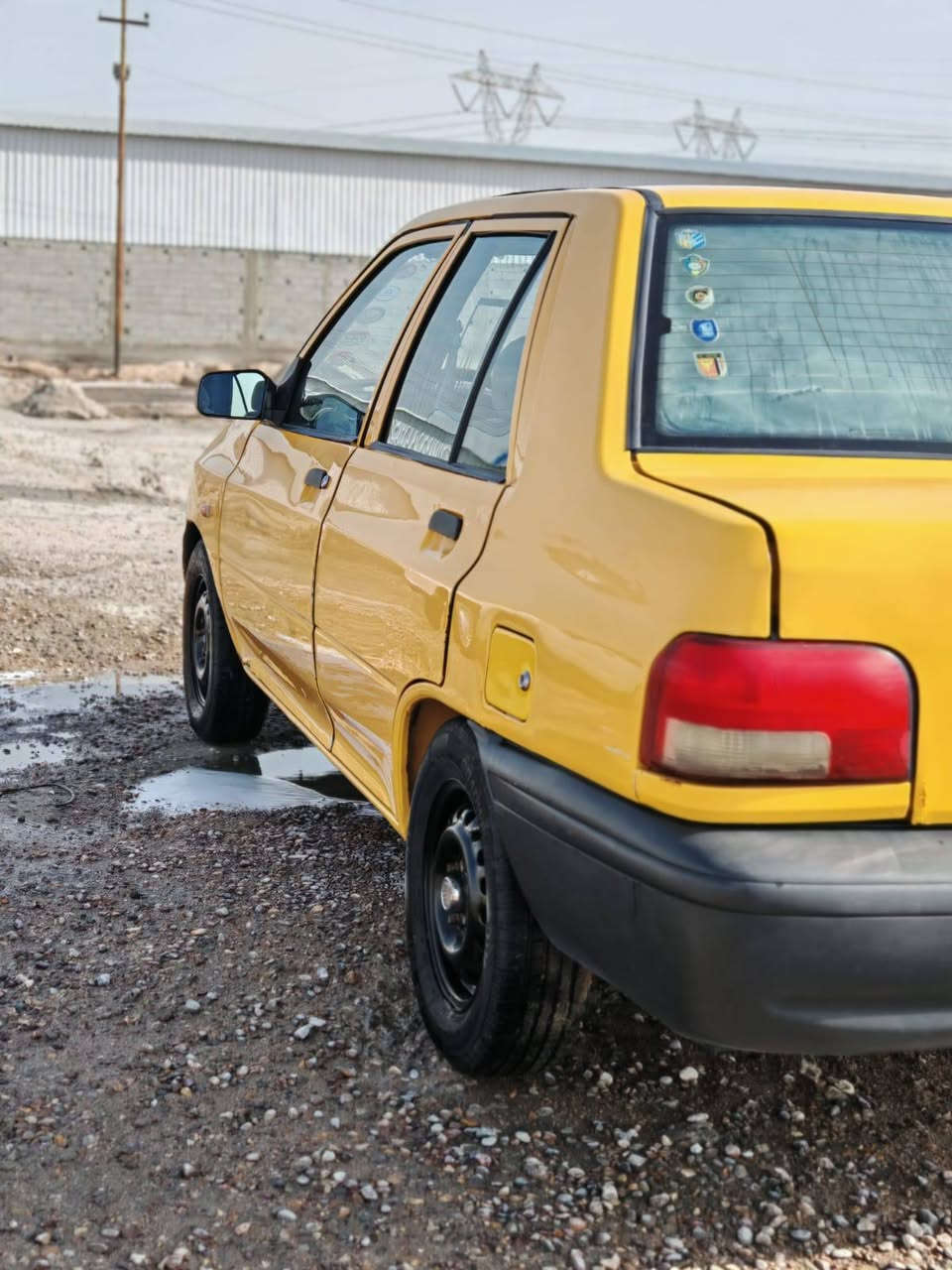 سلام عليكم سايبه مديل 15 سنويه ل 27 مصفره هيئه وغرامات كير ومكينه شرط حداديه جديده تخم تاير جديد تبريد شغال كهرباىيات كله شغاله سعر 35 عنوانه بصره الزبير للعلم مكلف بنشر ***********
