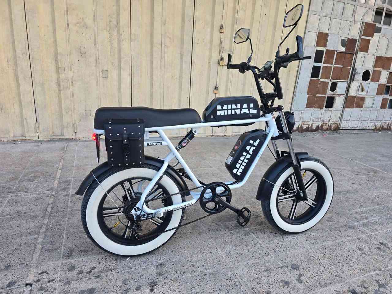 السلام عليكم دراجه شحن امريكي اصلي بطاريه ليثيوم كلش جديدة مابيهه اي نقص رقمي للتواصل ***********
