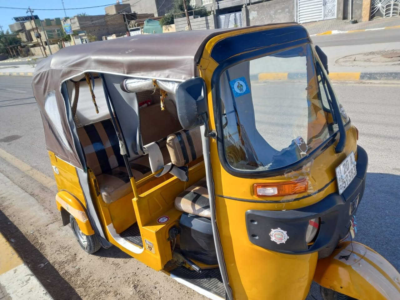 تكتك للبيع موديل 19 بنهايتها على ال20 كامله من كلشي محرك تجفيت جديد غراض كله شركه معمره جديد طستها تخبل 
السنويه ب اسمي رقم انكليزي الموقع بعقوبة التحرير 
***********
السعر 5750 بيها مجال بسيط
