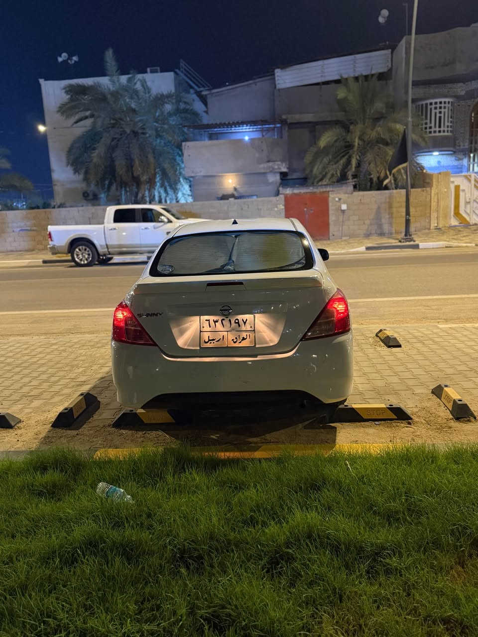 للبيع صني 2021 هندي بليته زركه 
رقم اربيل بسم شركه اكرم وكاله او تحويل مضمونه 100% 
مكفوله من ضربه وصبغ وتبديل 
بيها بارد مكانين فقط
جاهزه السياره وعلى ايد وحده ماشيه 86 الف
السعر 98 ورقه وبيه مجال بسيط
للاستفسار *********** البصرة, العراق
