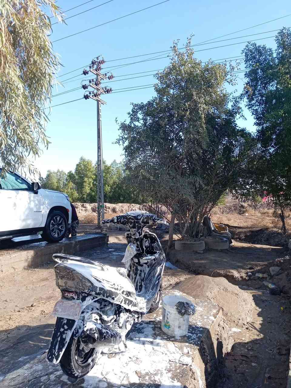 سلام عليكم ورحمة الله ماكس للبيع بلادي ٤٩ مكينه خرسه كهربائيات كلها شغاله مابيها نقص اكلوب مابيها كله شغال ومكينه مامفتوحه سلولي أخرس تايرات باتري جدد لاحد يسئلني شبيها نقص ٦٠٠ وبيها مجال قليل ***********
