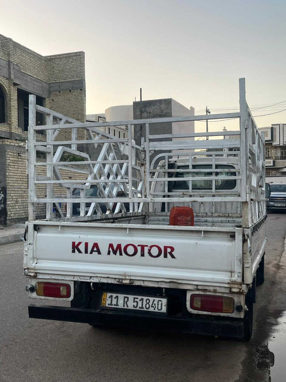 كيا بنكو موديل 1995رقم  بغداد انكليزي بأسمي السياره تحويل مباشر سياره جاهزه مابيه اي نقص بوجهه لشغل كير ومحرك وأكسل مكفولات مكاني الأنبار الفلوجه *********** سعر ٤٥ وبيه مجال بسيط

