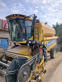 حاصده للبيع 2024 مشتغله 800 ساعه حقيقي مكلف بلنشر الاستفسار 0781662457...