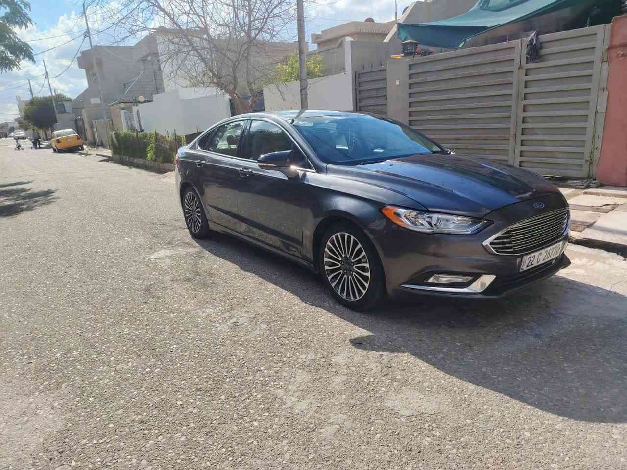 مكلف بلنشر خابر رقم 
فيوژن 2017
فقط ربع جاملغ صبغ 
گير ماوس اوتماتيك
ثلاث شاشة
گير عادي و تحكمات ستيرن 
دبل جام 
خط شارع 
ضد ضباب 
كتولك شركة باقي 
مكينة 15 طوربو 
مكينة و گير تبريد بشرط 
سنوية جديد لحد 2030 
سونار موجود بل صورة 
مكان كركوك 
سعر 133$
*********** كركوك, العراق
