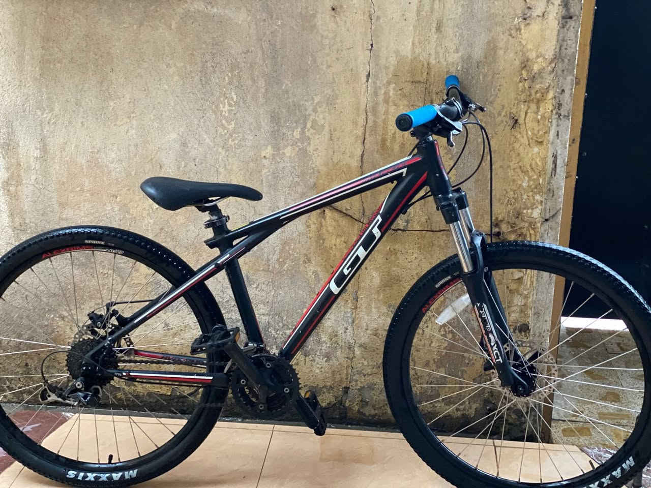 سلام عليكم
بايسكل للبيع GT حجم 26 البريكات دسك 
دبل قفل نضيف البايسكل 
مكينه ثمانيه نمر  مختم GT وشيمانو 
سعر 190 قفل  
الرقم 0771653662


**إذا كنت صاحب هذا الإعلان وتريد حذفه لأي سبب، رجاءا أرسل رسالة إلى الدعم الفني**