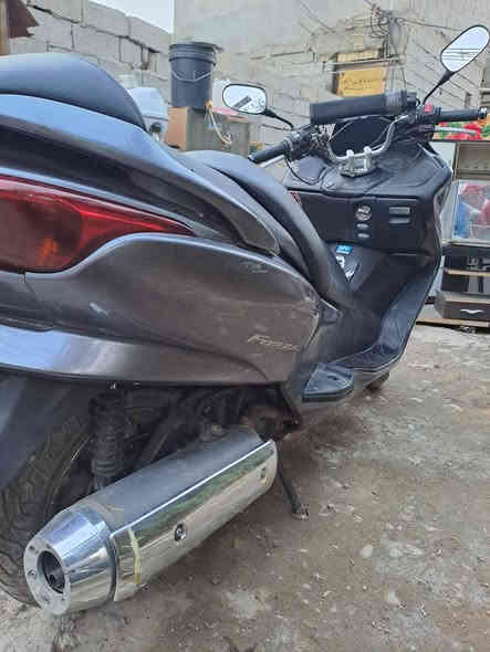 السلام عليكم ورحمة الله وبركاته شباب فورزه صفر 8 للبيع كفاله لدراجه نضيفه وخير من الله ترايك وين متريد لسعر 900وبي مجال *********** مكان بغداد الغزاليه
