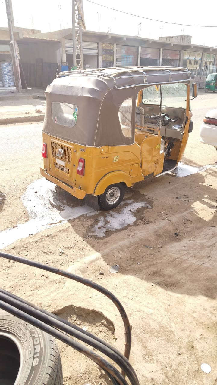 السلام عليكم تكتك البيع موديل 21 شهر 8 رقم وسنويه تحويل ثانيوم مكان ناصريه قضاء الغراف ***********
