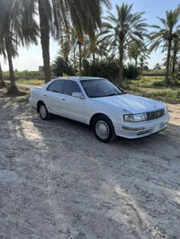 بطه  للبيع السياره مكينه وكير حاويه كهربائيات كله شغال صدر امامي خلفي ...
