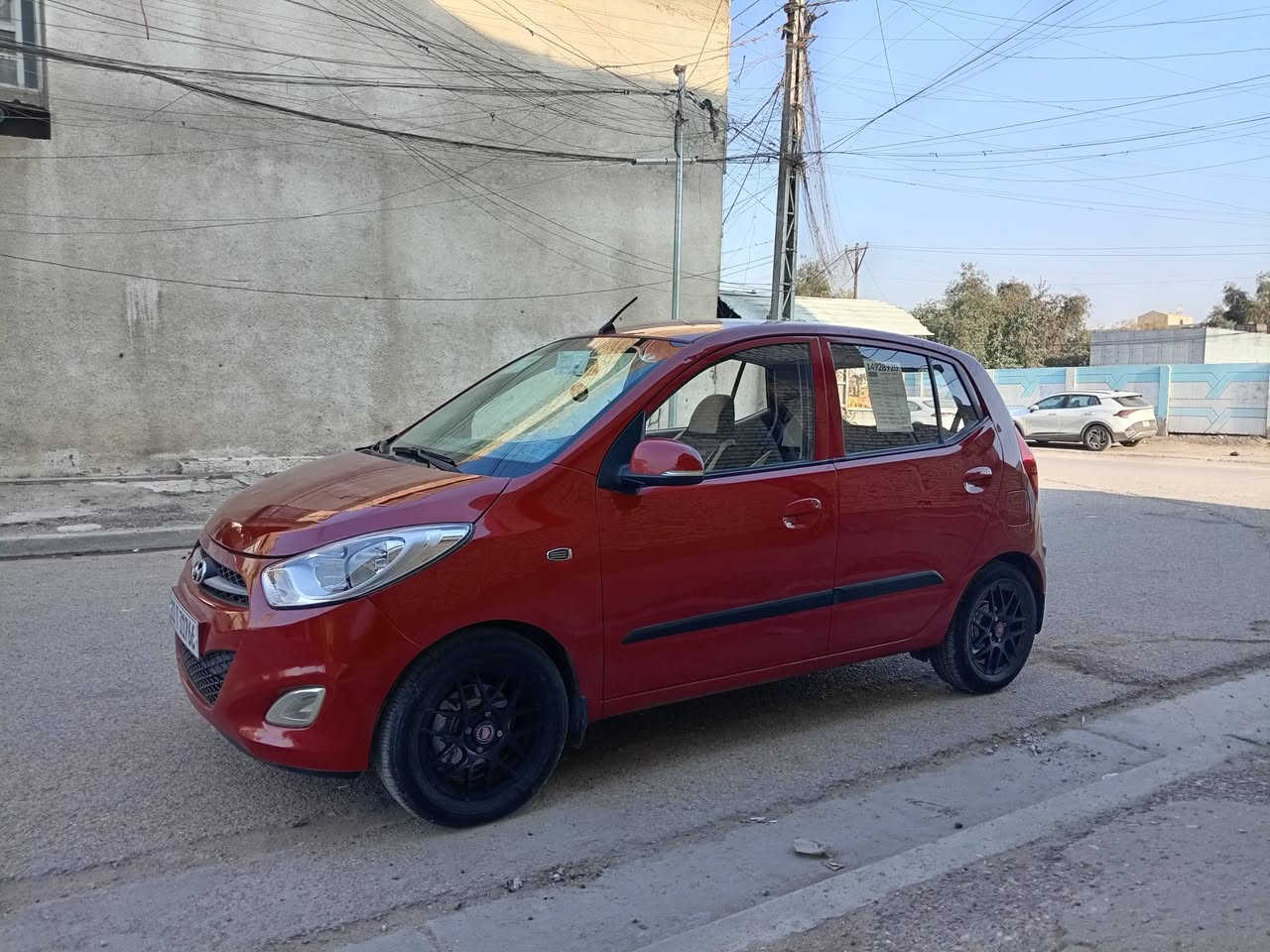 هونداي اي 10 موديل 2015 خليجي محرك ممتاز كير ممتاز حداديه جيده تبريد شغال ثلج تدفئه شغاله سياره تخم تاير جديد رقم بغداد الجديد باسمي ماشي 72 والسياره يوجد بيها مكانات صبغ بدون حادث بدون دواخل اثر جراد وشخوط والسياره جاهزه على اخر شيء السعر 75 وبيها مجال الاستفسار على هذا الرقم *********** محمد
