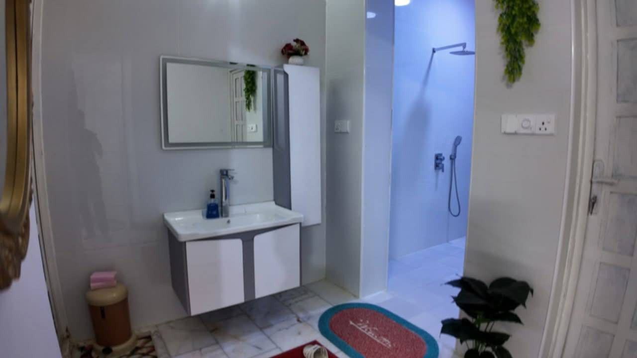 🧿يعلن 👑مكتب عرش السلطان👑للعقار🧿
🔥 عرض مميز  موقع مميز🔥

🏠 بيت طابواا طابقين بناء حديث🏠
 🔰 مساحة 150م2

🔰 واجهة 7.5م2🔚نزال 20م2

🛑 العنوان// الناصرية / الناصرية / قرب هـيئة الأعلام والأتصالات📍

🔰الطابق الاول 🔛صاله 🔛أستقبال 🔛غرفة عدد1🔚مطبخ 🔛صحيات عدد2🔛كراج سيارة 🚙
______________________
🔰الطابق الثاني
يحتوي على // غرف عدد 3// صالة //صحيات
______________________
_______❇️❇️❇️________

_______________________
 للاستفسار اكثر اتصل بنا ع الارقام آو زيارة مكتبنا الكائن مقابل محطة وقود الراية قرب قيادة شرطة ذي قار 

(مكتب عرش السلطان) 

للأستفسار اتصل🤳🤳
***********
