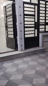 مشتمل ارضي معزول لليجار مساحة ١٣٠ (مدخلين (٢نوم وصاله ومطبخ وحمام وكرا...