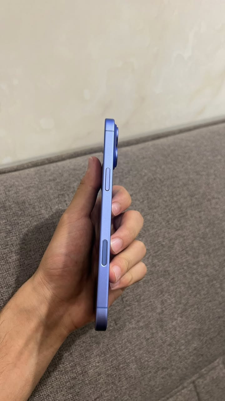 🔥 فرصة مميزة لعشاق النظيف - iPhone 16 Plus للبيع 🔥
الجهاز استخدام حشمة وجديد تماماً:
 البطارية 100%
 مشحون 91 مرة فقط!
 السعر: 900 ألف دينار،الجهاز بعدة بكارت الضمان 
للتصال ***********
واتساب***********
