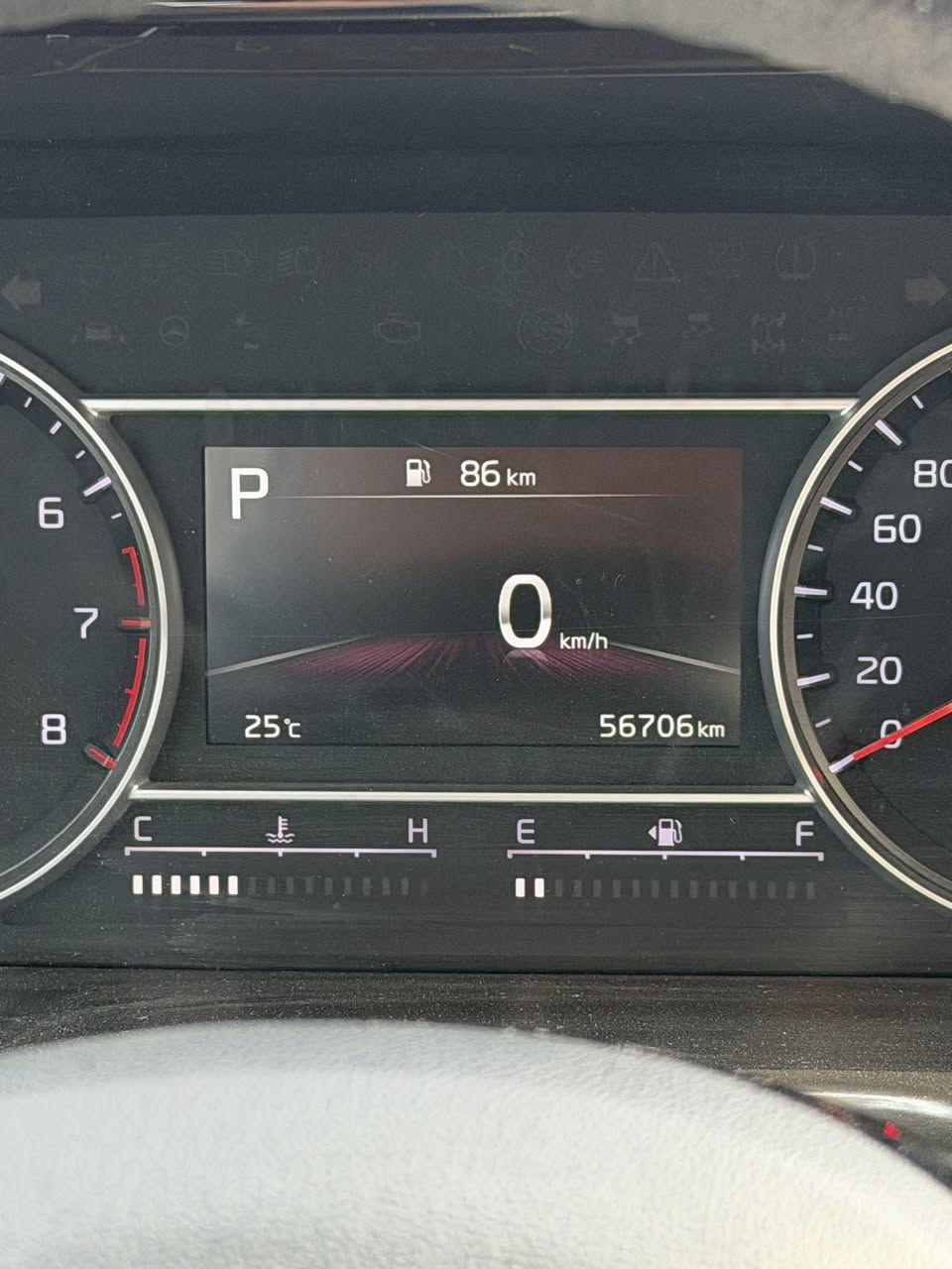 كيا سورينتو 2023 للبيع
السيارة خليجي 

ضمان شركة الدولية خمس سنوات 

رقم بغداد بأسمي تحويل ثاني يوم 

مكفولة كفالة عامة 

( مو دفع رباعي ولا تدفئة بالكشنات ) 

ماشية 57 الف 

مواصفات السيارة 1/1 

بانوراما على طول القمارة

كير ماوس 

7 راكب 

سايد بريك دگمة

كشنات الامامية كهرباء 

وبقية المواصفات معروفة 

مكاني بغداد / الشعلة 

رقم الهاتف / *********** 

السعر 290 $
