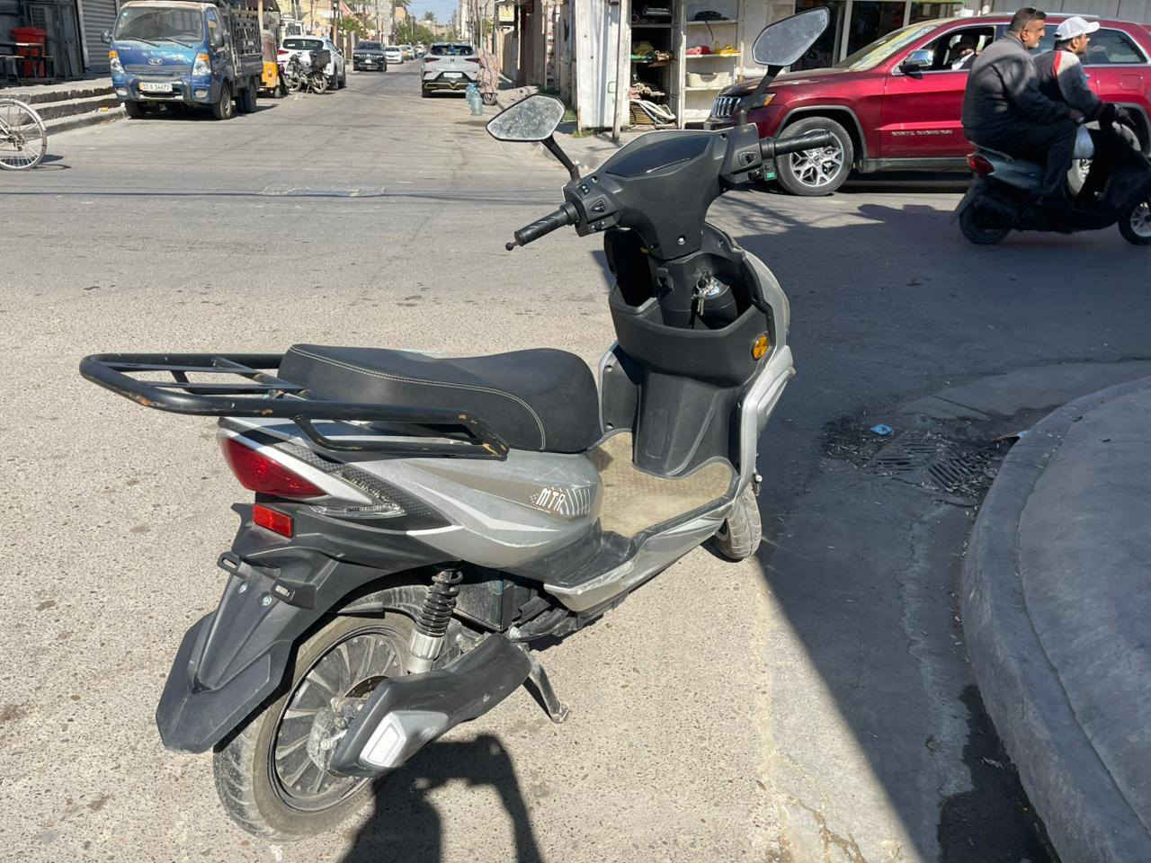 السلام عليكم اخوان دراجة سكنسMTR للبيع استخدام بصيط 6 اشهر الدراجة ماناقصه شي خير من الله وتمشي مسافات
مع صندوك مالتهة ودبل اسويج وبصمة السعر 800 وبيه مجال
مكاني بغداد الجديدة وشكرآ


**إذا كنت صاحب هذا الإعلان وتريد حذفه لأي سبب، رجاءا أرسل رسالة إلى الدعم الفني**