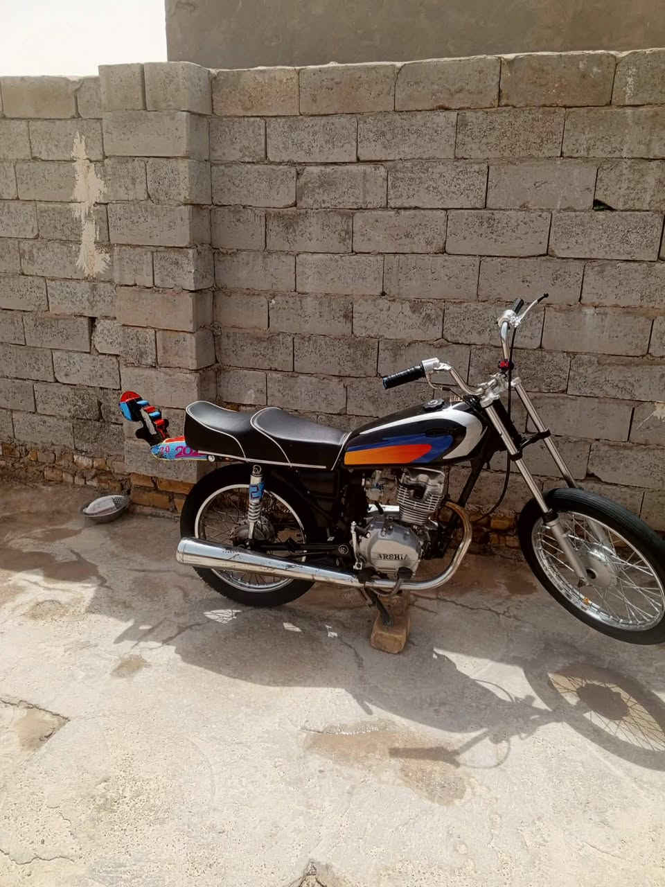 سلام عليكم شباب دراجه البيع كلك مكينه الطشه 275وبيه مجال مو شرايي الا يتصل 0784 715 8213
