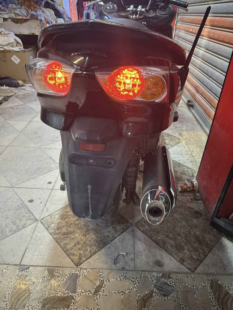 اسلام عليكم فورزه صفر ١٠. S7 للبيع  فول مسجل  مابيهه اي نقص كامل كما موضح بصور السعر خاص  عنوان بغداد الغزاليه 
***********
