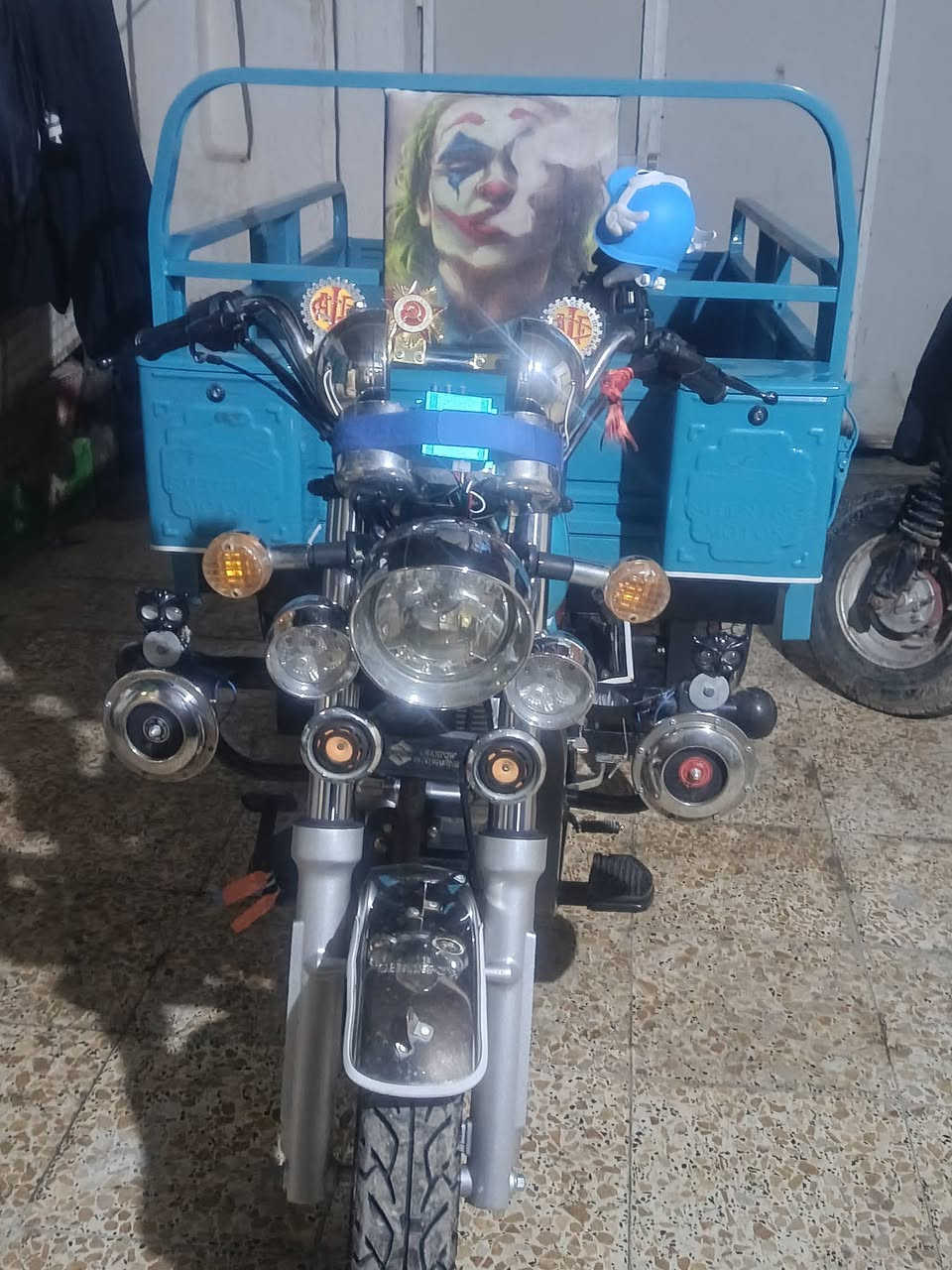 سلام عليكم شباب ستوته جمره لبيعه موديل 2025 طالعه شهر 10من لوكيل ماكمركه مكان ميسان ليردهه يخابر ويدلل ***********
