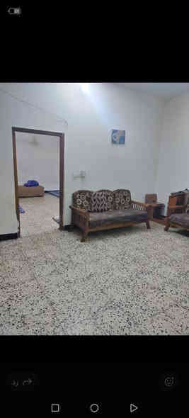 بيت للبيع في حي الرساله بضهر شارع الجديد مساحته ١٥٢ متر يباع ب٩٠ مليون قابل للتفاوض
***********
