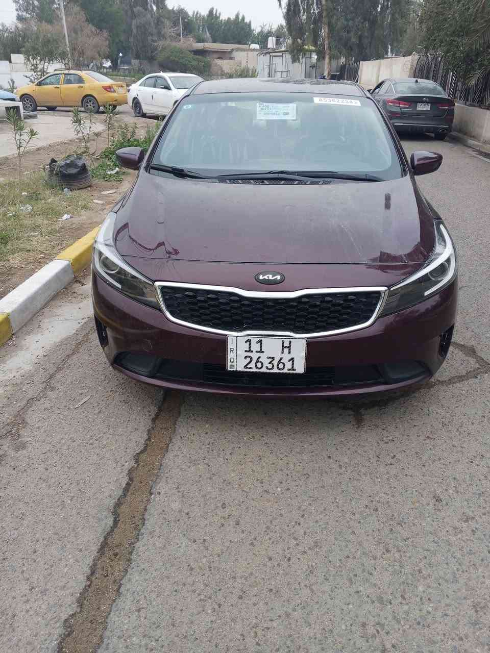 سلام عليكم فورتي للبيع 2018 ماشيه 107 باسمي  هزه جديده سنويه لل 31 صدر امامي وخلفي جديد تخم تاير جديد شاشه وتحكم استيرن مكينه 2000 تبريد وتدفئه الكهربائيات كلهن شغاله السياره احلى من الصور.  العنوان ،بغداد شهداء البياع  رقم الهاتف. *********** السعر 116 وبلعافيه عل ياخذهه
