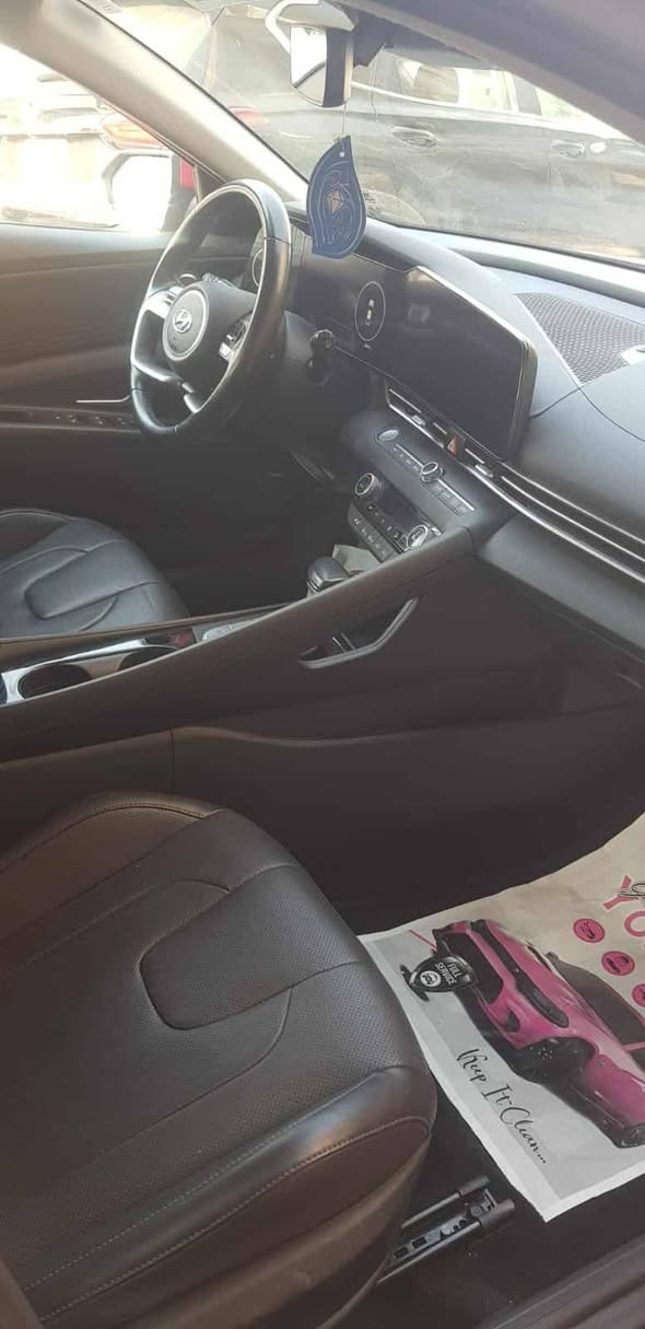 النترا  هايبرد موديل 2023 فول مواصفات لمتد
بدون صبغ بدون دواخل بدون تبديل

محرك 1600 هايبرد
ماشية 64

الـــــــــــــسعر : الرد تلقائي 📩

حادثه بسيط السونر مرفق +يوجد خسفه بسيطه وصغيره سبب تحميل 

المواصفات

فتحه سقف 
 تشغيل عن بعد
بصمة ابواب 
مع إشارة باليدات وتكون فقط لمس بدون ضغط على زر
مستشعر الاقتراب من السيارة من الجنطة والابواب
رادار أمامي 
لد داخلي متغير 
سماعات بووز افضل شركة صوتيات مع دمام خلفي وامامي
كراسي تدفئه وتبريد
كرسي السائق ميموري وضعيتين
رادار خلفي 
رادار جانبي 
ويل كب 18
اضوية زنون ابلادي مع لد 
قيادة آلية
تحديد مسار 
مثبت سرعه 
وقوف ذاتي 
مانع اصتدام
 ثلاث انظمه
شاشه كبيرة
كامرا  خلفية
حساسات امامي
رقم بغداد الجديد
تحويل مباشر 

للاستفسار الاتصال على الرقم *********** واتساب
