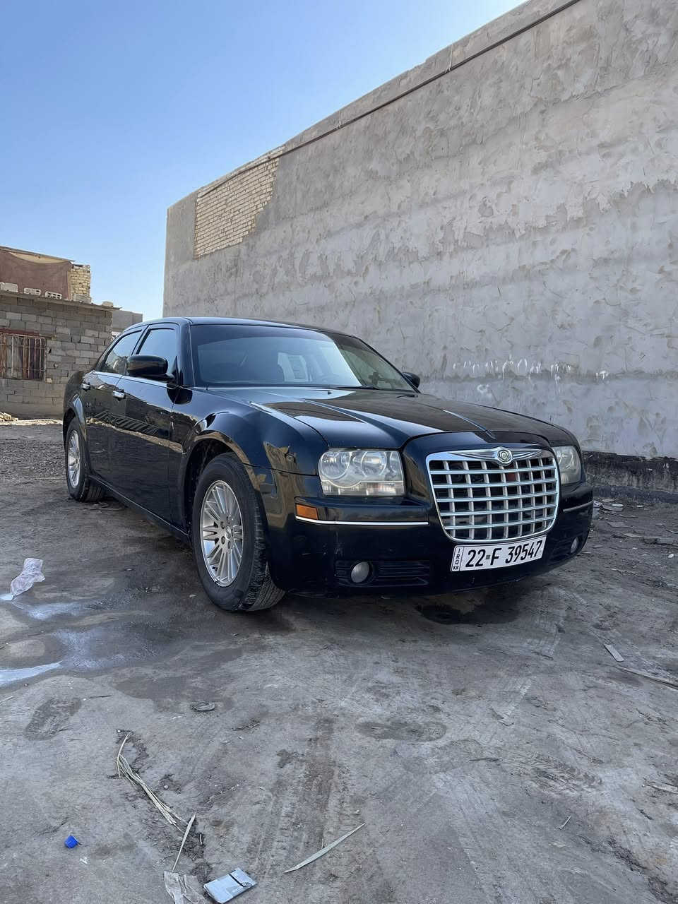 اوباما 2009  6 سلندر 3500
رقم ارييل سنويه وهزه جديده بأسمي تحويل مباشر
 كنديه
حادث جاملغ خلفي بيها ملاحظات 
حداديه وتايرات وكهربائيات ومحرك وكير بحالة ممتازه  
مكان السياره الحله بابل 
السعر 107 وبيها مجال
***********
