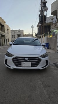 النترا 2018 خليجي  مرقم بغداد باسمي  محرك 2000 دوش  ماشيه 123 الف وقاب...