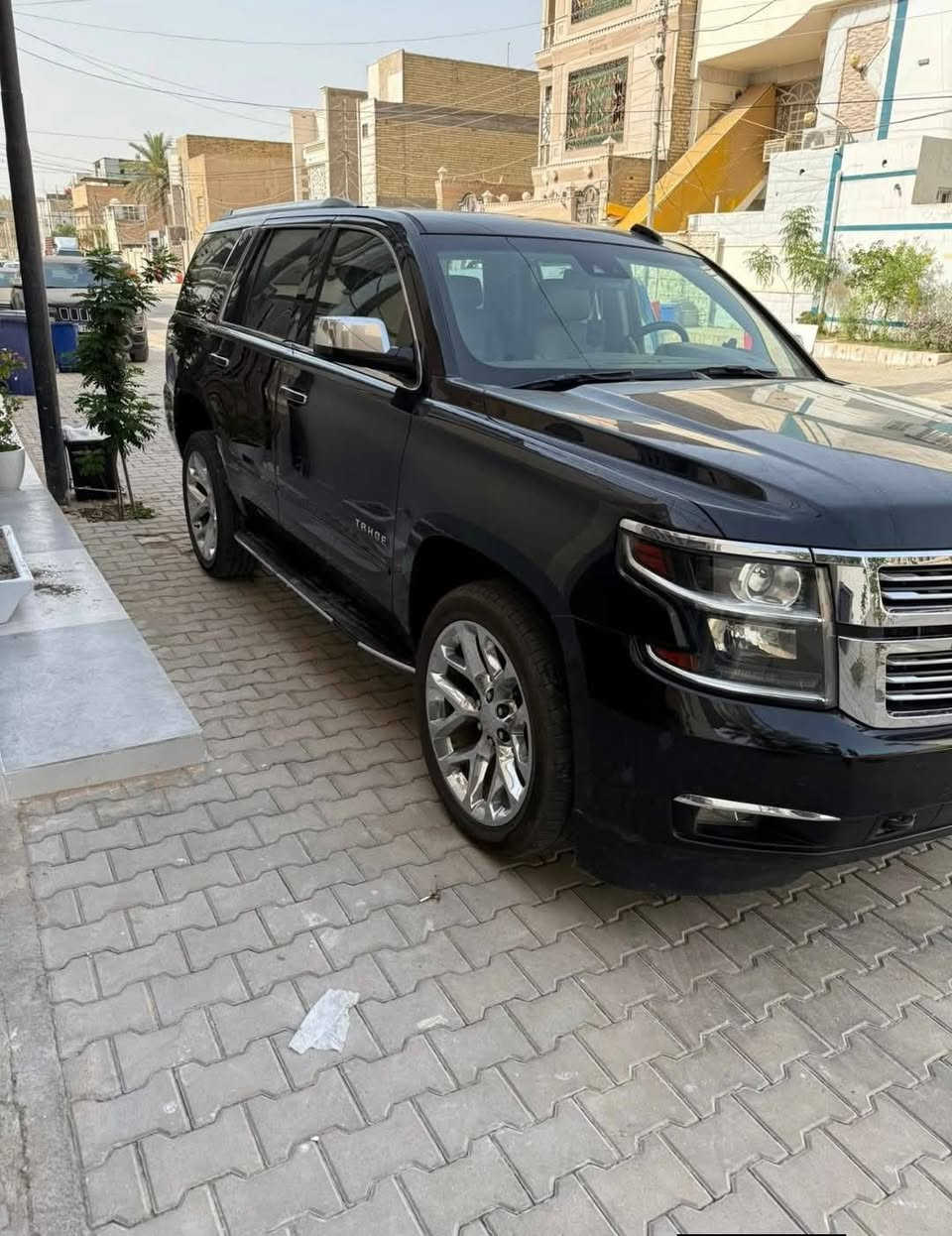 السلام عليكم 

تاهو للبيع موديل 19 وارد امريكي بيه ثلاث قطع صبغ بدون دواخل مكينة كير حداديه تبريد تخم تاير كله جديد جاهزه للاخير برايمر فول واحد ع واحد من عدا الفتحه رقم بغداد انكليزي بسمي 
بيع او مراوس 
السعر:307 
مكاني:بابل
للاستفسار:***********
