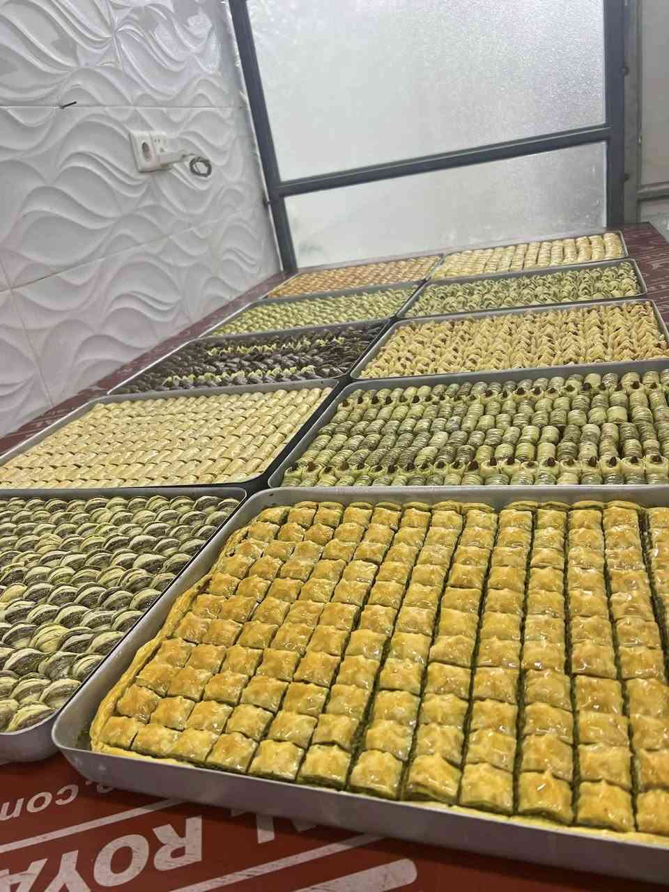 عروضنا غير وحلوياتنا غير☺️
عل طلبكم اي عرض يعجبكم موجود داخل الصفحه وهوني


**إذا كنت صاحب هذا الإعلان وتريد حذفه لأي سبب، رجاءا أرسل رسالة إلى الدعم الفني**