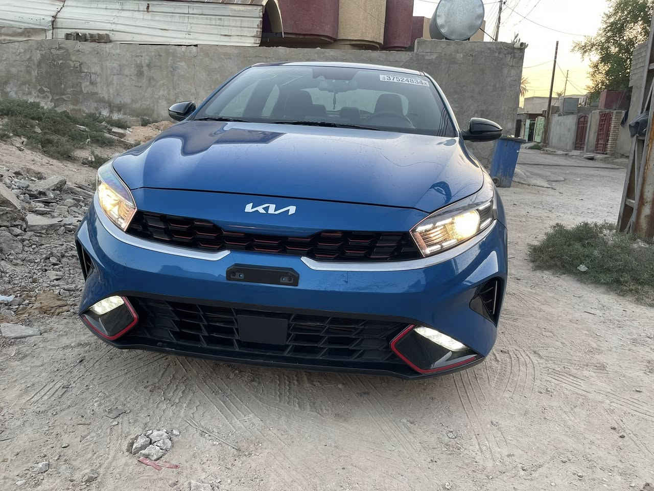 البيع 2023كيا فورتي جيتي لاين وارد امريكي 
فول مواصفات
1 كشنات تدفه تبريد 
2 سياقه ذاتيه
3تحديد مسار
4ايل إيدي 
5اشاره مري
6 كشن سايق كهرباء 
7فتحه سلايت
8كشنات جلد
سياره داخله العراق بسمي 
حادث خلفي مثل ما موضح بصوره 
#سعر_175 
بيه مجال شي بسيط 
سياره بسمي تحويل ثاني يوم 
مكفوله  بس الحادث الي بمريكه 
الاستفسار
***********
العنوان بغداد المعامل بستان سامي.
