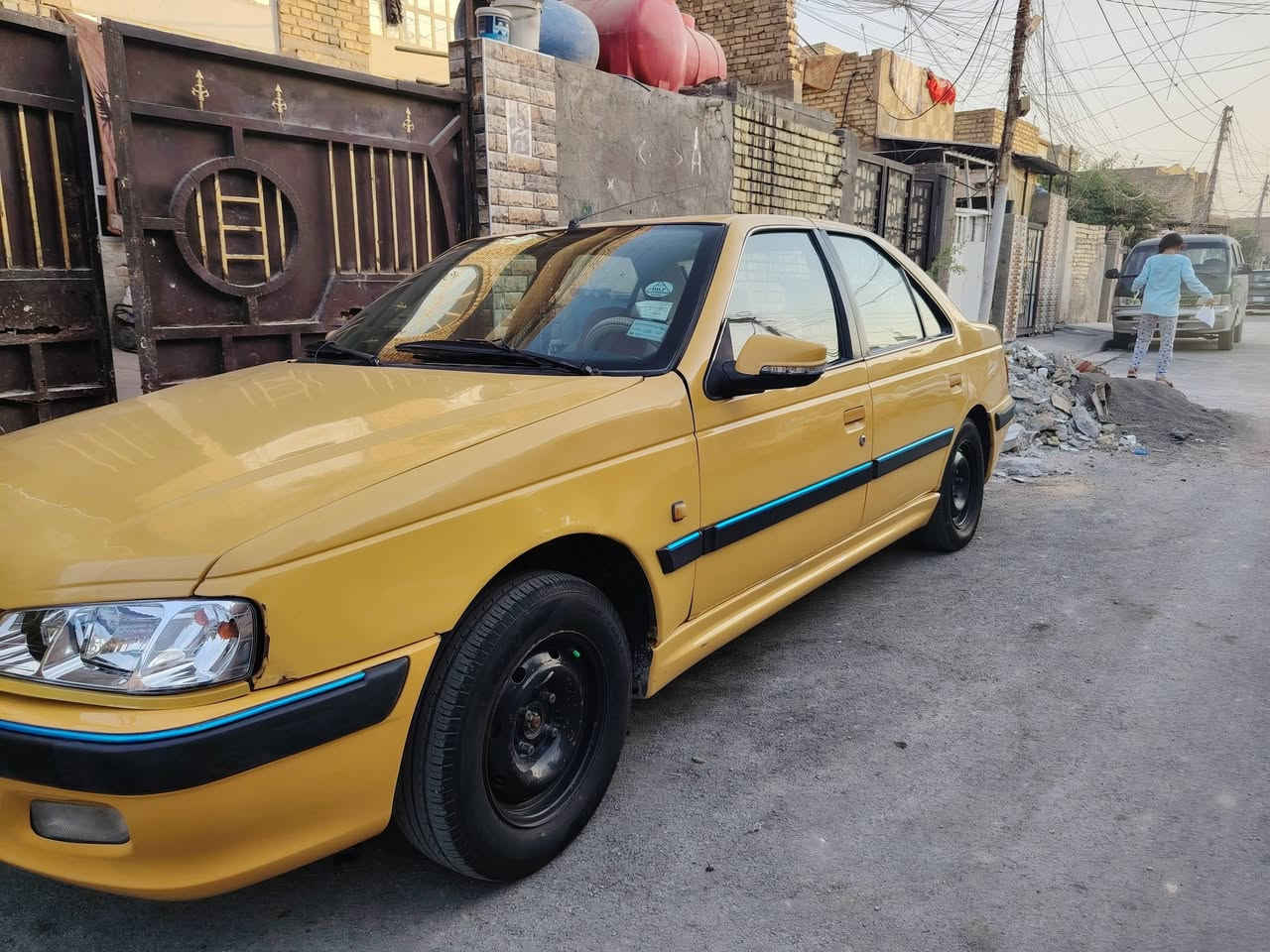 السلام عليكم بيجو بأرض للبيع مودل 15 سيارة نضيفه كير محرك خير من الله تبريد شغال صدر جديد لسعر 46 وبيهه مجال هاتف *********** عنوني بغداد الشعب حي الجزائر

