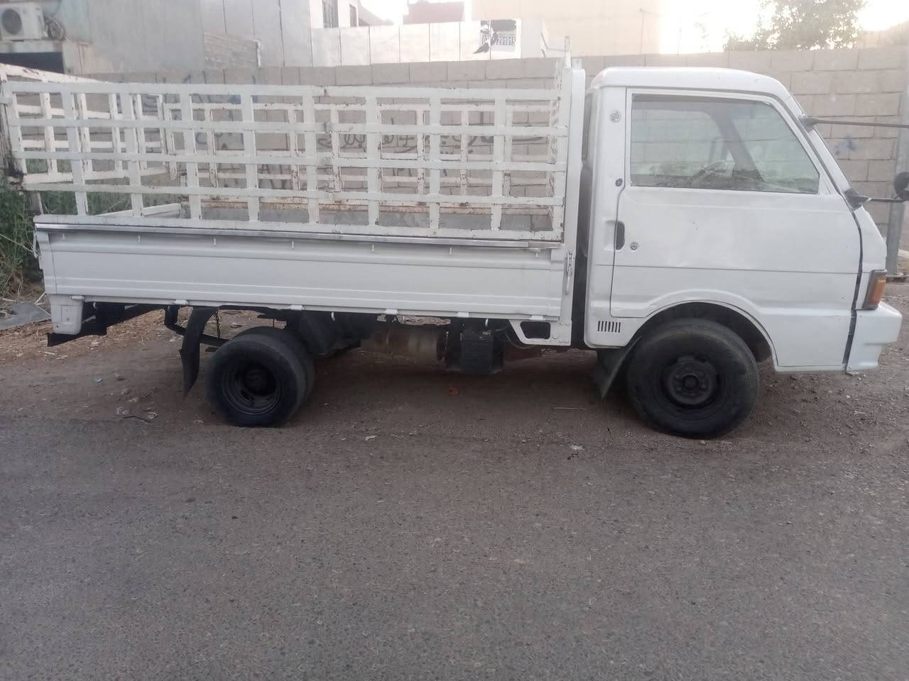 كيا موديل 95 مشروع وطني صاحبها بكركوك شرط محرك كير شاصي مصبوخ جماليه  سعر 42 بي مجال قليل ***********
