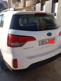 سورنتو للبيع موديل 2013 سياره مو صبغ عام بس اني انتطي صبغ عام سياره 4س...