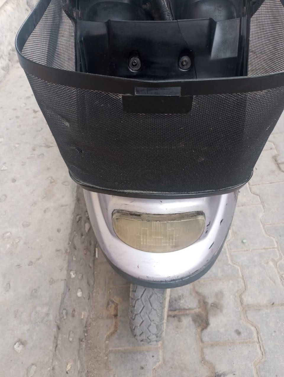 دراجه منغولي ام سله بلاديه نضيفه كفراتها ابلاديه شلعه ومعدل حلواا كهربايات كلها شغاله سلف هندر قفل جنطه قفل سكان
مكاني كربلاء حي الحر 
السعر ٤٥٠
الرقم ***********
