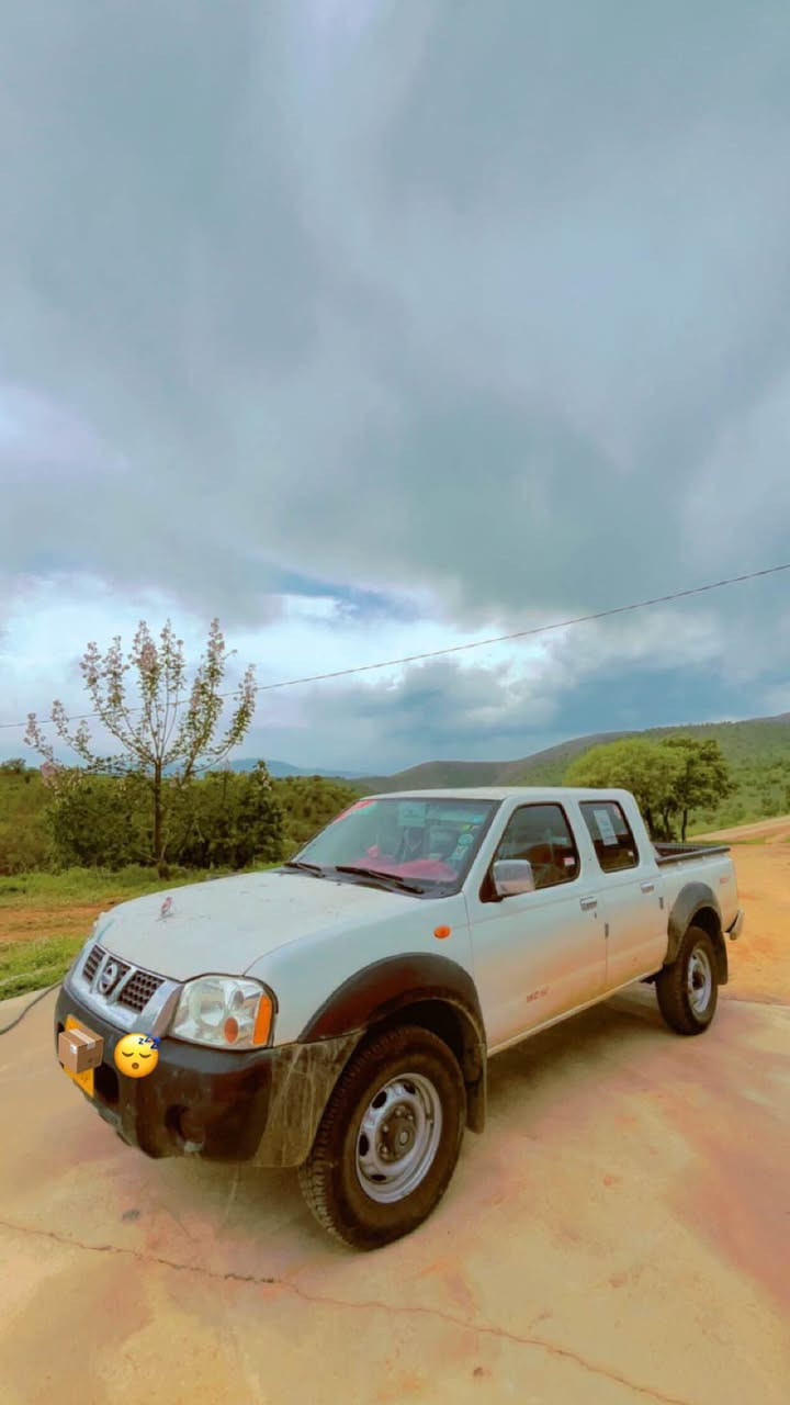 نیسان پیکاب 2012دەعامی ناڤارا سەیارەکە بێ بۆیاغە ٣ جێی بچوکی سارد و کارتی هەیە گێر و مەکینە بەشەرت رەقەم و سەنەوی بەسەر چوە ساحێب سەنەوی مردوە بەلام مالی مەدەنی پارەی هیچ کەسی تیانەبێت مندالەکانی ببن 18سال دەتوانی بە ناو کەی بەشەرتی هەموو کوردستان لە مرور کێشەی نەبێت تا ئەو کاتی بەناو دەکرێت ***********واتساپ سوران, أربيل
