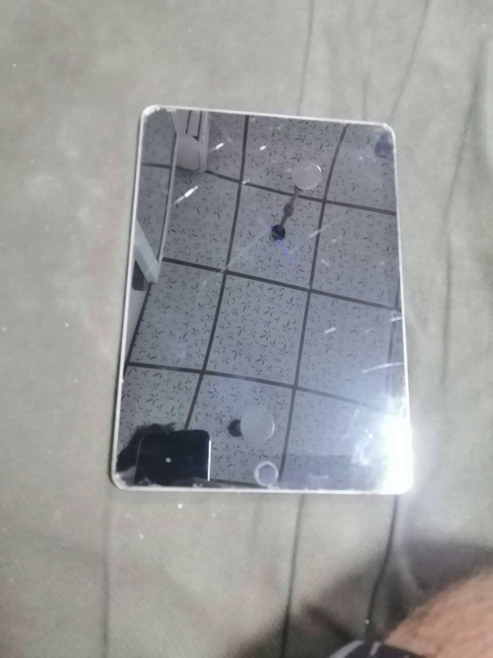 ايباد ابل نضيف مامفتوح مابدل بي يشي ابو فلاش وصير بي سم كارت ماخذه 9 ورق مروس ايفون


**إذا كنت صاحب هذا الإعلان وتريد حذفه لأي سبب، رجاءا أرسل رسالة إلى الدعم الفني**