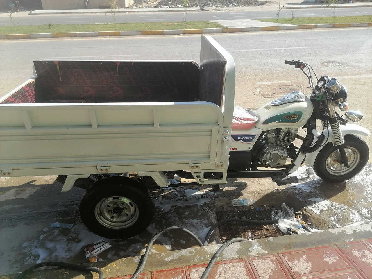 سلام عليكم ستوته البيع ادوات المكان شطره السعر ***********
