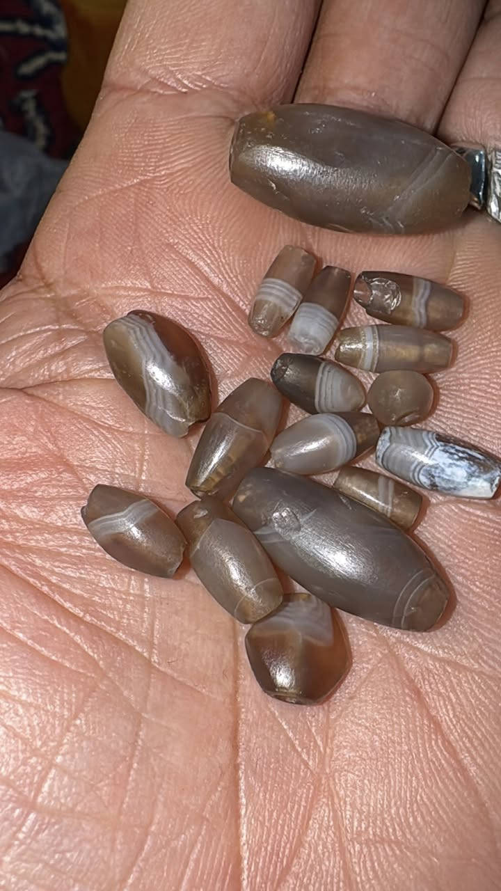 قديم ✋جزع يماني 
***********
