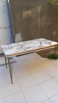 ميز طعام • بلاش • مستعجل