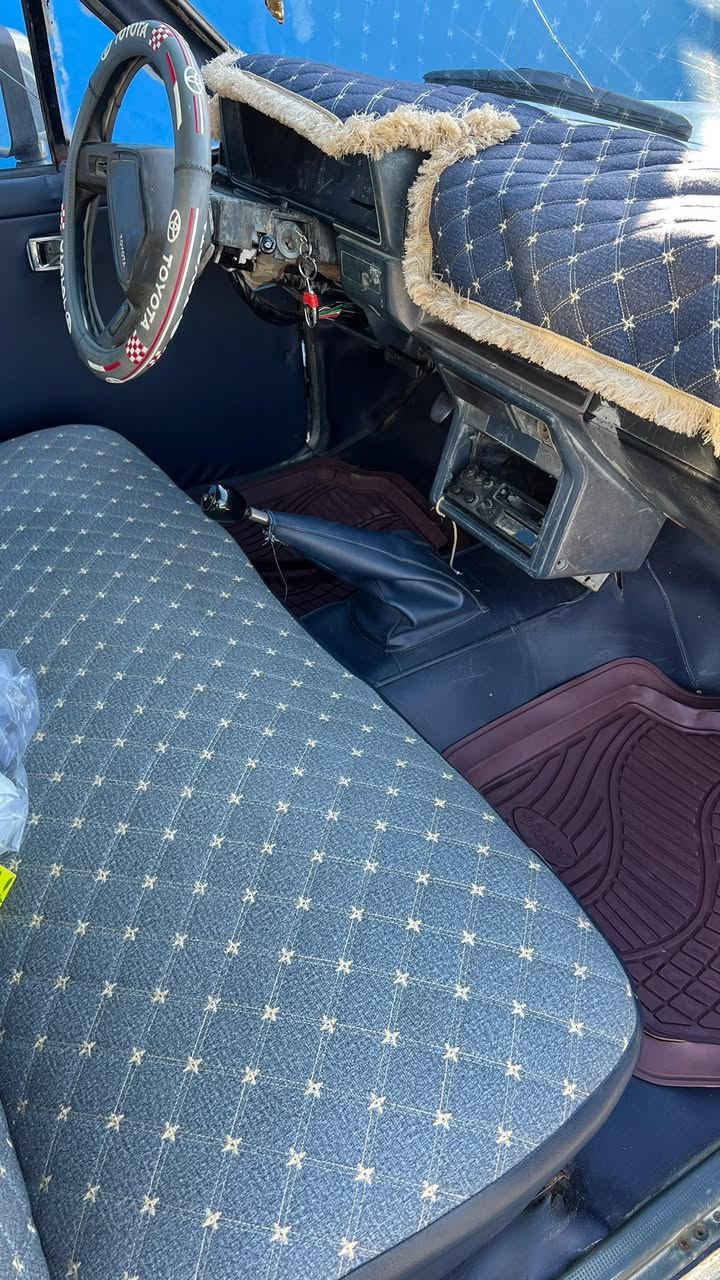 السلام عليكم بيك اب 88صلاح الدين تريد وكاله تريد تحويل /تخم تاير صدر جديد دوشمه جديدهكهربائيات  كلها شغاله محرك كير كله كفاله السعر 38وبيها مجال الاتصال ***********
