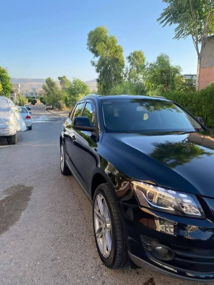 AUDI Q5 2010

ئۆدی q5
فول مواسفات بەس سلایت نیە
مۆدێل ۲٠۱٠
گێرومە کینە بە شە رت 
مەکینە(۲٠)تۆربۆی گازە
هە موگیانی لە سە ر دەقی شە ریکە ماوە
بۆیاخی نیە بە شە رت
  لەرەسمەکان جوانترە 
دە بڵ ئە کسلی بە شە رت
ژ.م(٠۷۷۲٥۳٤٠۹۹٥)
ڤایبە رو واتساپی لە سە رە
نرخ کۆمێنت بکە 📩 ✅ ✅ 📩
