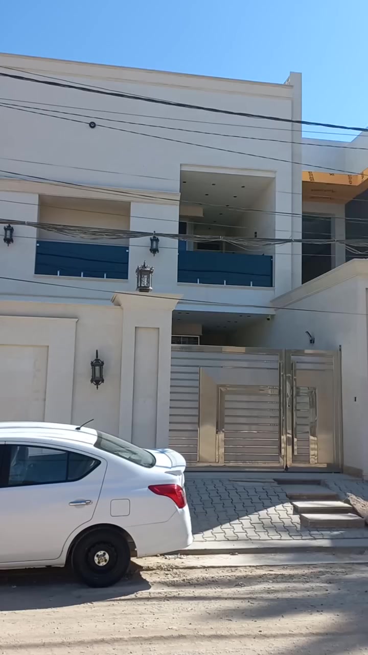 ...عرض بيع او مراوس ...حي الغدير 

دار ٣٠٠م ٣ طوابق ٦ غرف نوم 
مصعد داخلي واجهه وارضيه مرمر 
 
السعر ١.٢٥٠.٠٠٠.٠٠٠ مع المجال 
***********
***********
