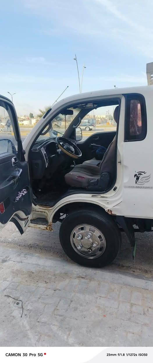 كية بنكو  فحل كفالة عامة من الصبغ والضربة  تخم تاير ويل ١٤  كوري فول مواصفات محورة تو ماتيك والمكينة القديمة موجودة اطيها مع الشراي  السعر ١٢٠  رقم بصرة باسمي سنوية ٢٠٢٨ الرقم ***********الشراي يتصل
