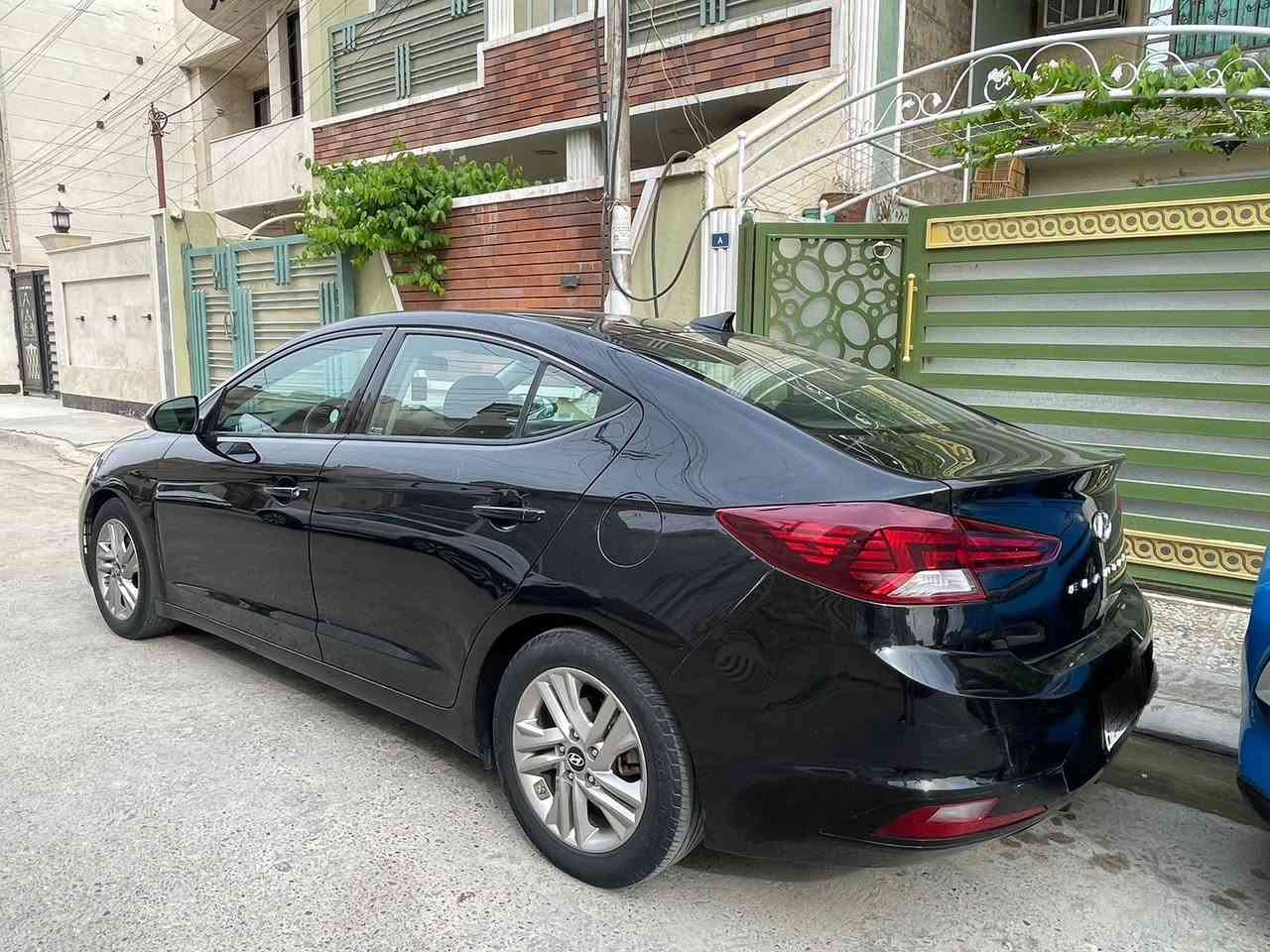 سلام عليكم البيع النترا 2019 رقم بغداد حادث جاملغ وبنيد وبيها هلال خلفي صبغ سيارة نظيفة وبالعافية ع الياخذها مكاني حي الجهاد للاتصال***********
