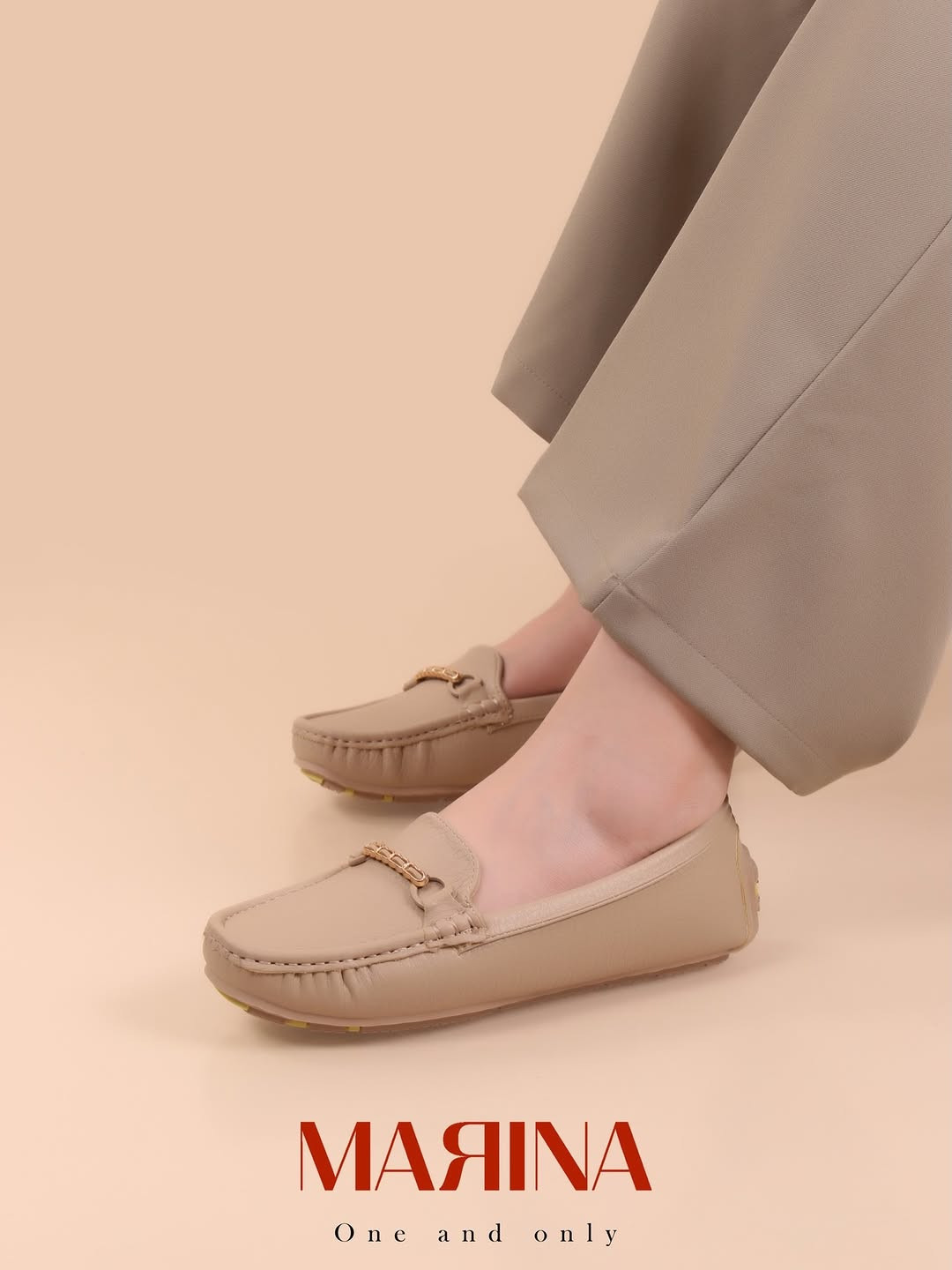 ⁨	⁨ ⁨ ⁨ ⁨ كولكشن الصيف☀️من MARINA 
فلات يجمع بين الأناقة والراحة… 
Size:37-38-39-40-41
متوفر في جميع فروعنا
🚚 توصيل بغداد وجميع المحافظات
كلفة التوصيل: 5000
للطلب والاستفسار: 7712 📞
اختاري القطع من MARINA⁩#اكسبلورexplore#المنصور14#فاشن#فلو⁩


**إذا كنت صاحب هذا الإعلان وتريد حذفه لأي سبب، رجاءا أرسل رسالة إلى الدعم الفني**