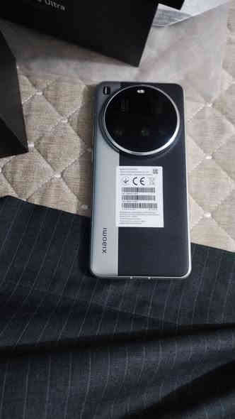 السلام عليكم شاومي ١٥ الترا مستخدم اقل الشهر نظافة 100/100 ذاكره 1 تيرا مليون و350 وبي مجال الاتصال ***********
