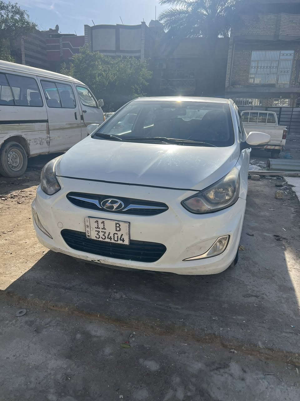 سلام عليكم اكسنت ٢٠١١ خليجي بيه ضربه جاملغ الوره السايق كير ومحرك مكفول سياره فول تخم تاير جديد صدر ٨٠ بلميه سعرهه ٨٥ بيه مجال شي بسيط
رقم ***********  مكاني بغداد ام الكبر
